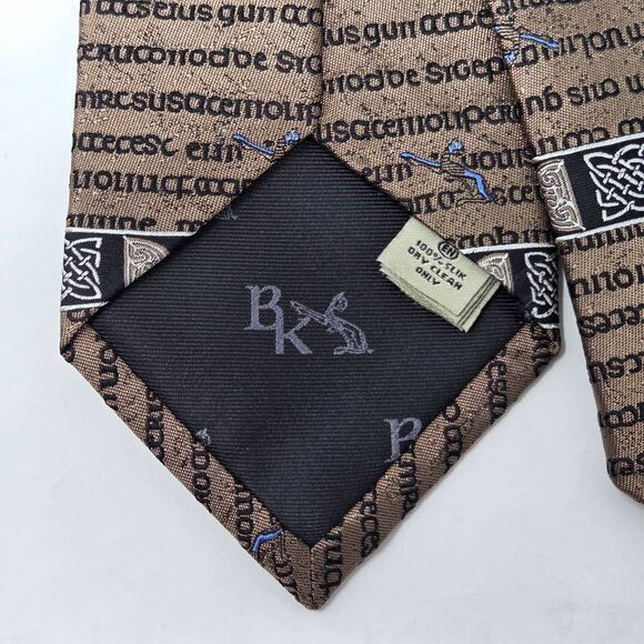 BOOK OF KELLS PURE SILK TIE BLACK BRONZE CELTIC MANUSCRIPT LUXURY 3.5" X 59" NEW - Picture 4 of 5
